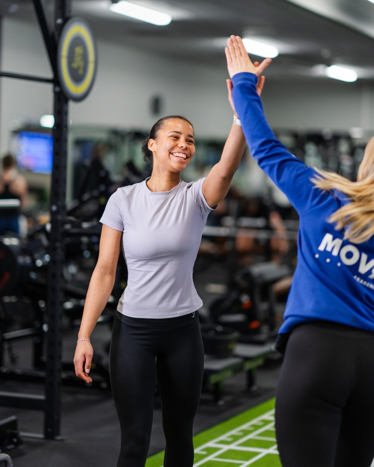 high five-two-pleople-mova-fitnessbradns